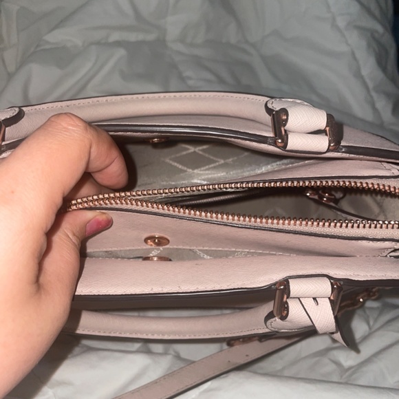 Purse - Picture 3 of 4